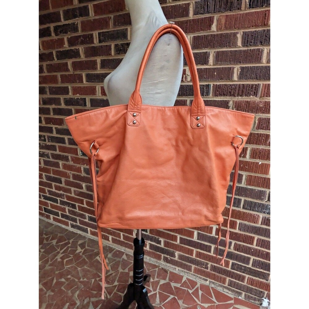 Posse Faux Leather Orange Large Tote Bag EUC (20" x 15")